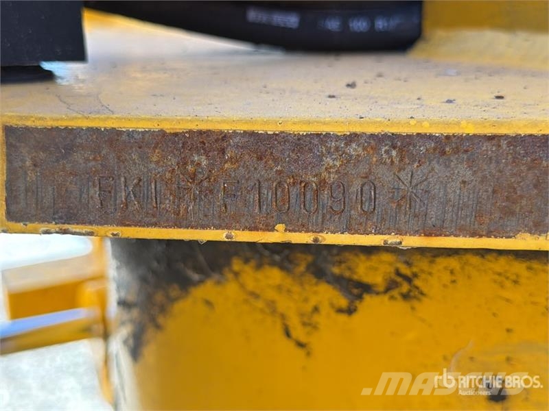 Komatsu WB70A Wheel Loader Φορτωτές με λάστιχα (Τροχοφόροι)