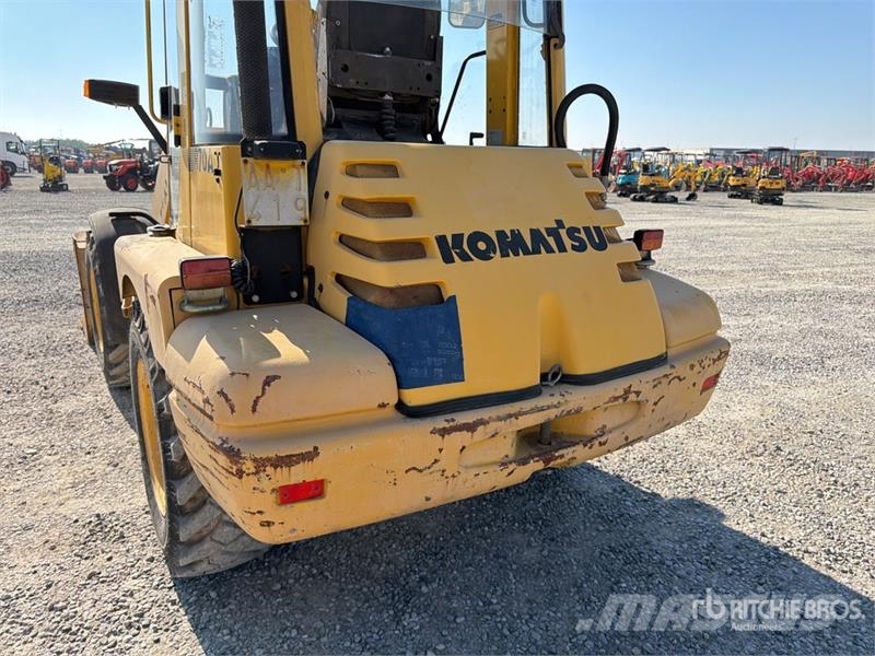 Komatsu WB70A Wheel Loader Φορτωτές με λάστιχα (Τροχοφόροι)