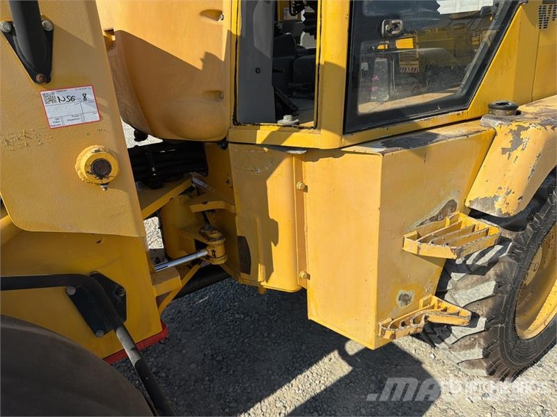 Komatsu WB70A Wheel Loader Φορτωτές με λάστιχα (Τροχοφόροι)