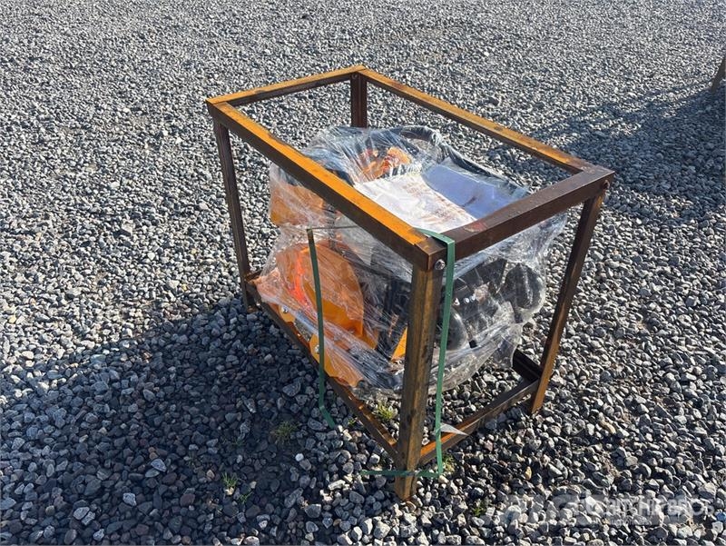Kowloon HZR120 Vibratory Plate Compactor (Unused) دكاكات أفقية