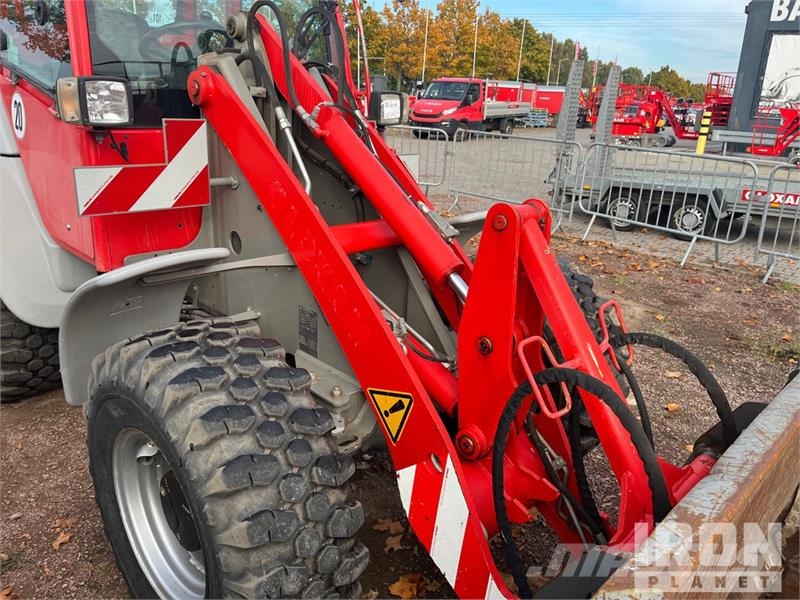 Kramer 353 Wheel Loader (Inoperable) Wheel loaders
