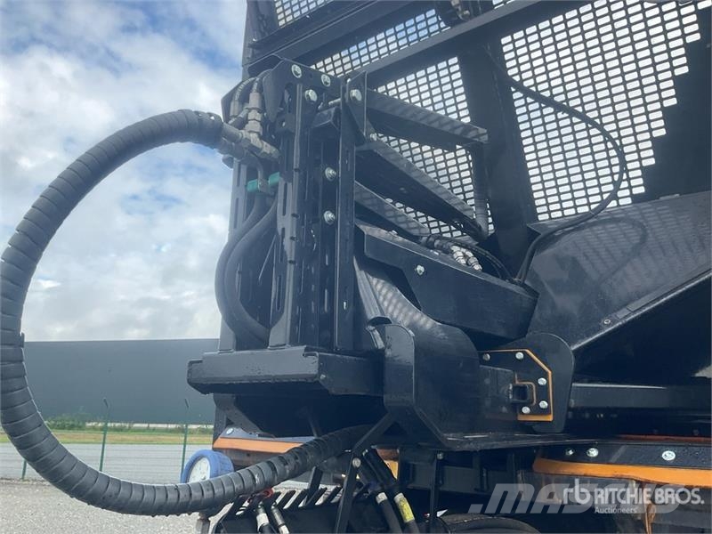 Krampe RamBody 750 T/A Silage Trailer Genel amaçli römorklar