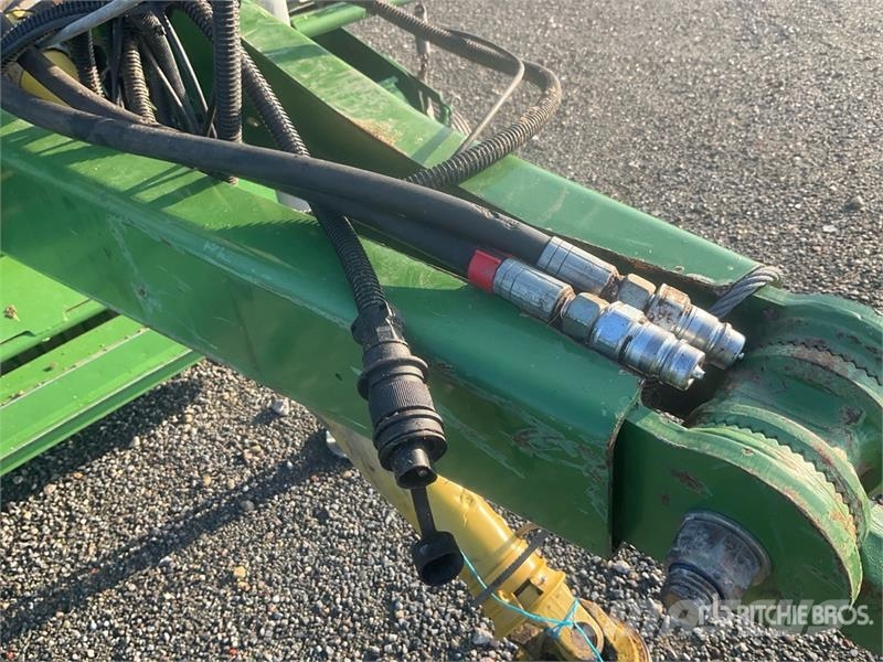 Krone Comprima F155 Round Baler 圓型牧草打包機