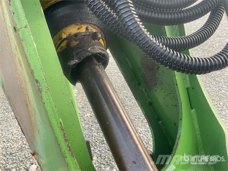 Krone Swardo 1400 Hay Rake 耙與翻草機