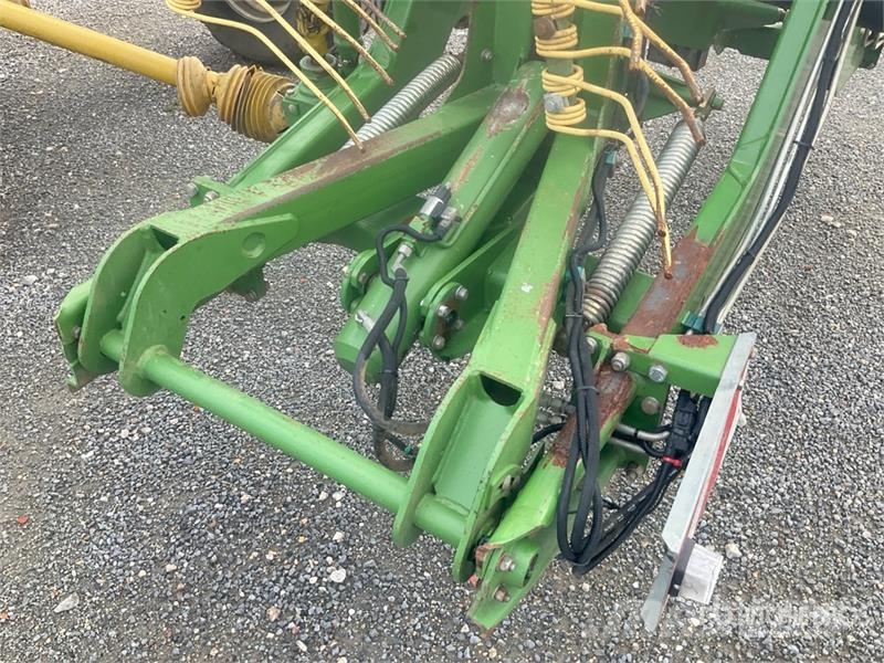 Krone Swardo 1400 Hay Rake 耙與翻草機