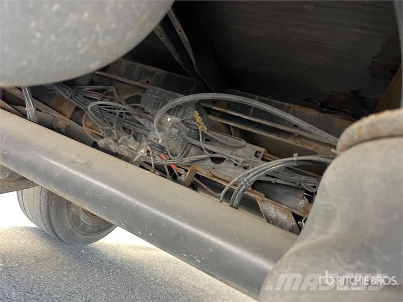 Krone SZ T/A Van Trailer Furgoonhaagised
