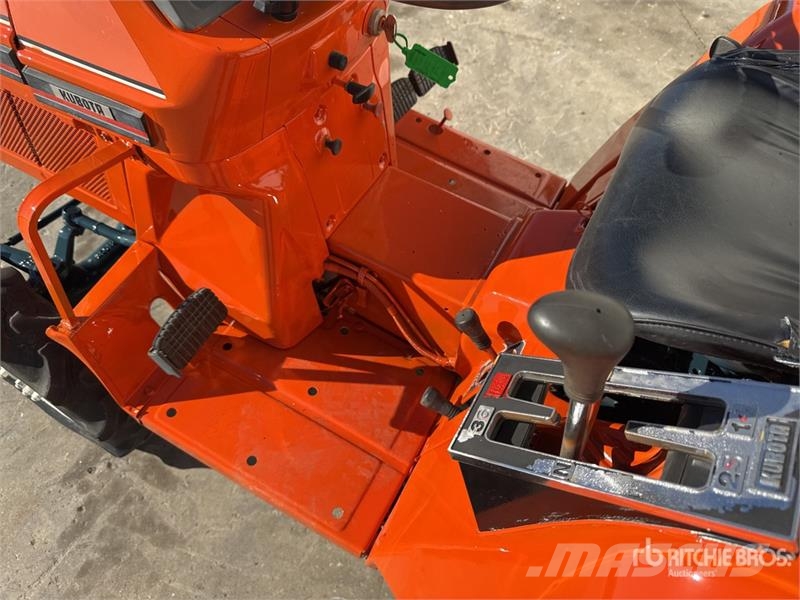 Kubota B1-16 4WD Tracteur Utilitaire Utility Tractor Micro tracteur