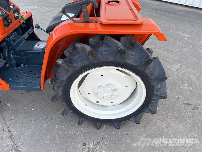 Kubota B1600 4WD Tracteur Utilitaire Utility Tractor Kompakttraktorid