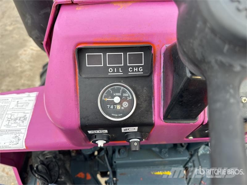 Kubota B1600 4WD Tracteur Utilitaire Utility Tractor Manji traktori