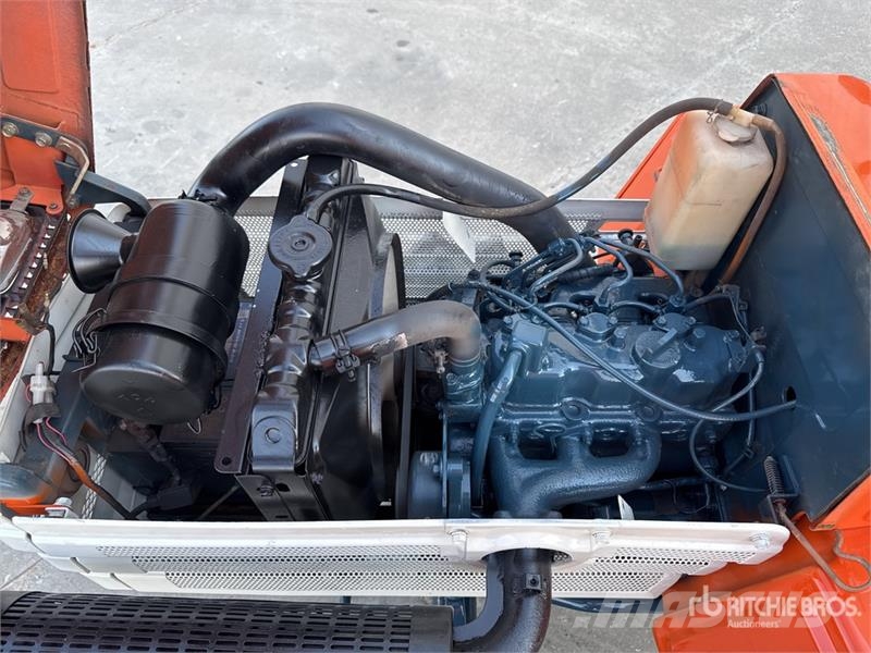 Kubota B1600 4WD Tracteur Utilitaire Utility Tractor Kompakttraktorid
