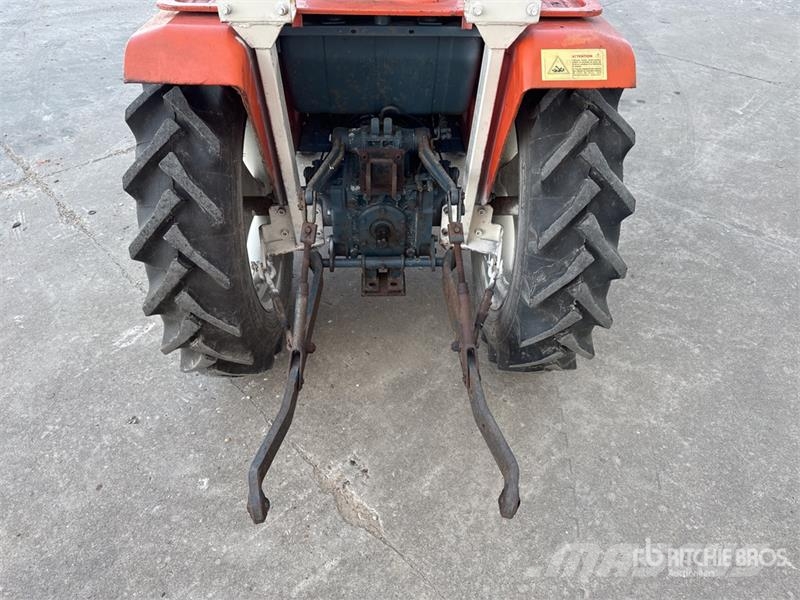 Kubota B1600 4WD Tracteur Utilitaire Utility Tractor Kompakttraktorid