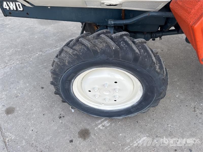 Kubota B1600 4WD Tracteur Utilitaire Utility Tractor Kompakttraktorid