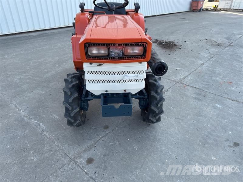 Kubota B1600 4WD Tracteur Utilitaire Utility Tractor Kompakttraktorid