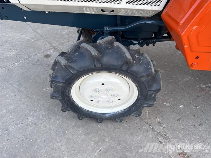 Kubota B1600 4WD Tracteur Utilitaire Utility Tractor Kompakttraktorid