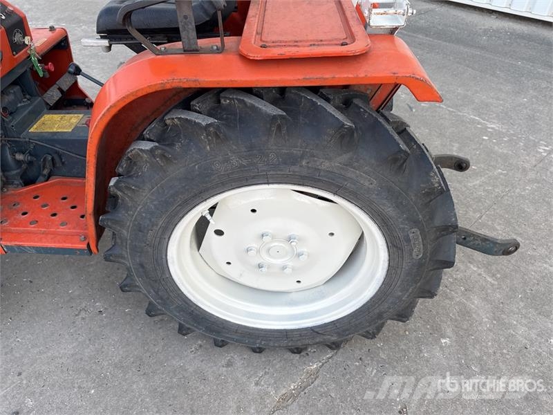 Kubota B1600 4WD Tracteur Utilitaire Utility Tractor Kompakttraktorid