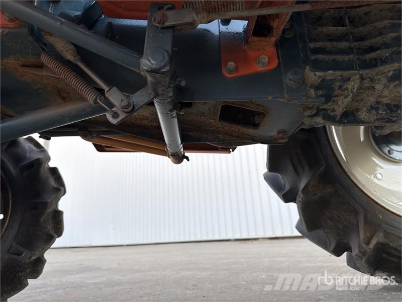 Kubota B1600 4WD Tracteur Utilitaire Utility Tractor Kompakttraktorid