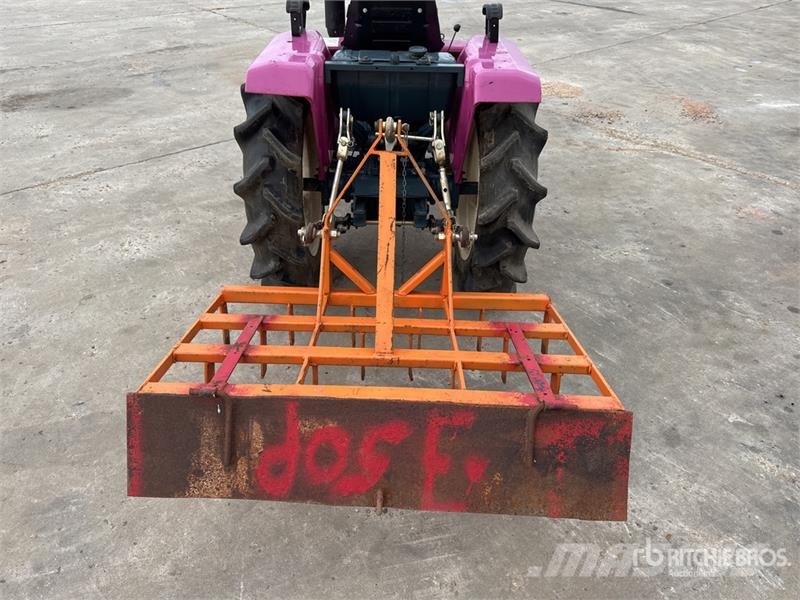 Kubota B1600 4WD Tracteur Utilitaire Utility Tractor Kleintraktoren