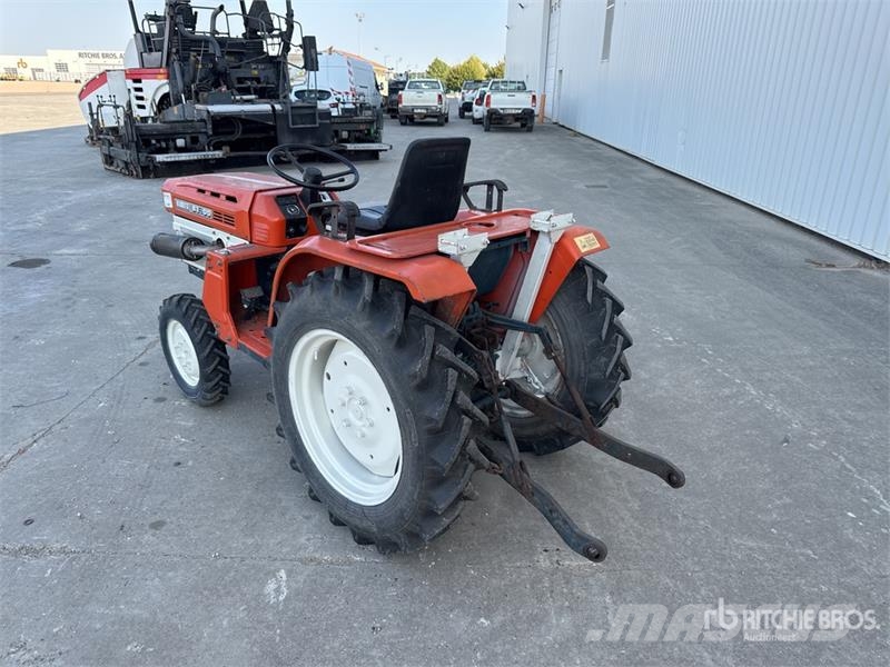 Kubota B1600 4WD Tracteur Utilitaire Utility Tractor Kompakttraktorid