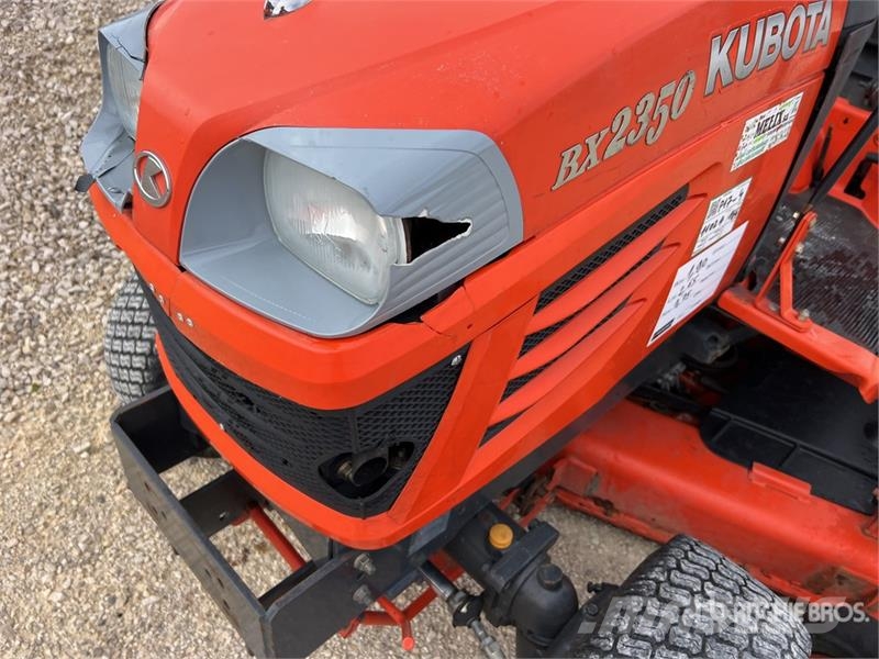 Kubota BX2350 Tracteur Tondeuse Mower Tractor 小型曳引機