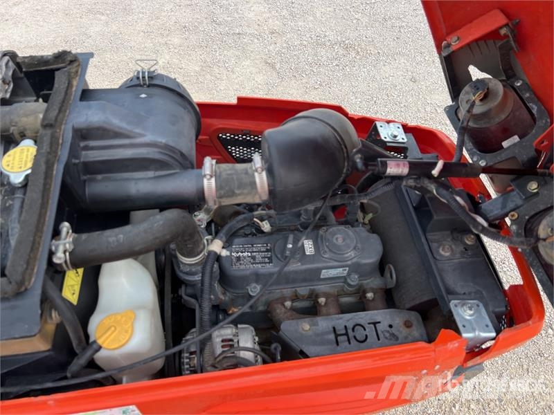 Kubota BX2350 Tracteur Tondeuse Mower Tractor 小型曳引機