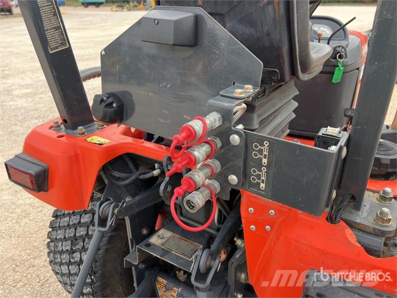 Kubota BX2350 Tracteur Tondeuse Mower Tractor 小型曳引機