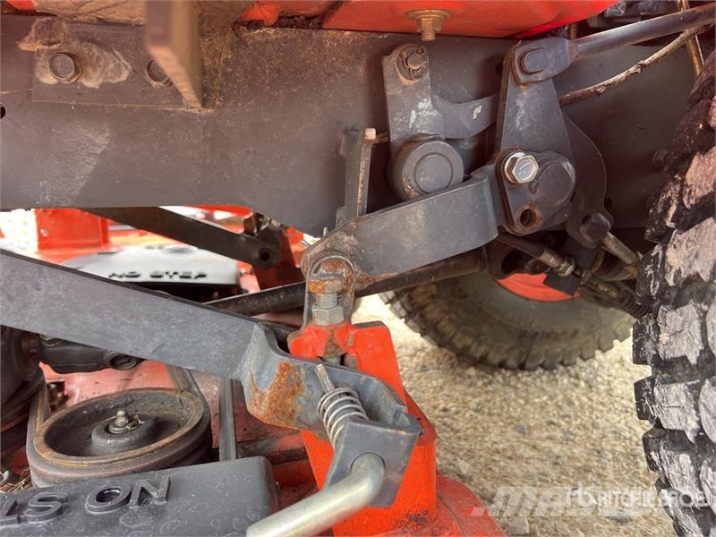 Kubota BX2350 Tracteur Tondeuse Mower Tractor 小型曳引機