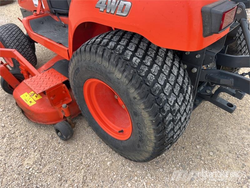 Kubota BX2350 Tracteur Tondeuse Mower Tractor 小型曳引機