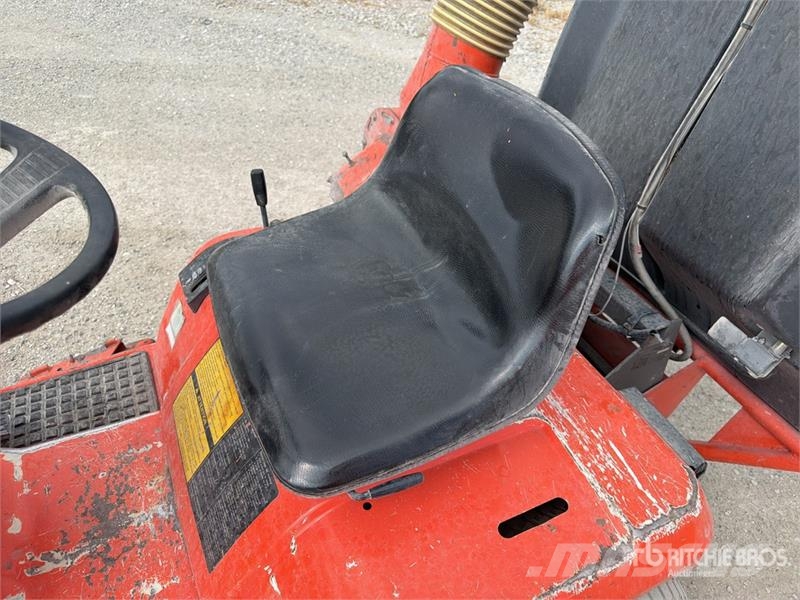Kubota G1700 Tondeuse Lawn Mower Corta-Relvas Riders