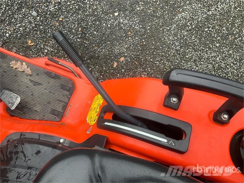 Kubota G231 4x2 Lawn Mower Murutraktorid