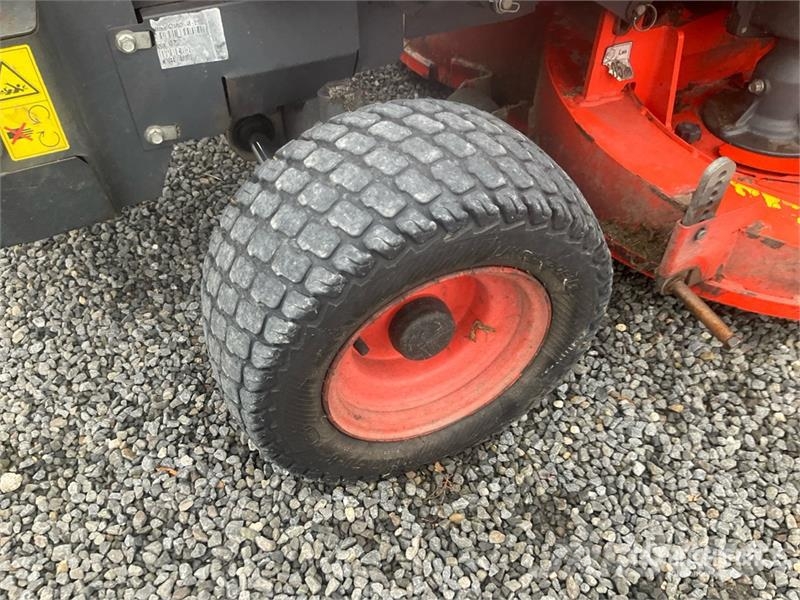 Kubota G231 4x2 Lawn Mower Murutraktorid