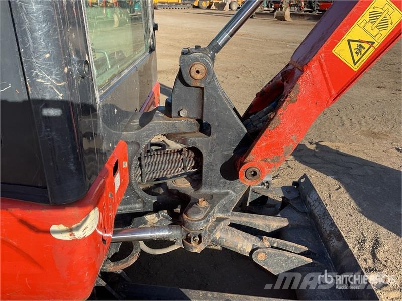 Kubota KX016-4 ミニ油圧ショベル 7t以下(ミニユンボ・ミニディガー)