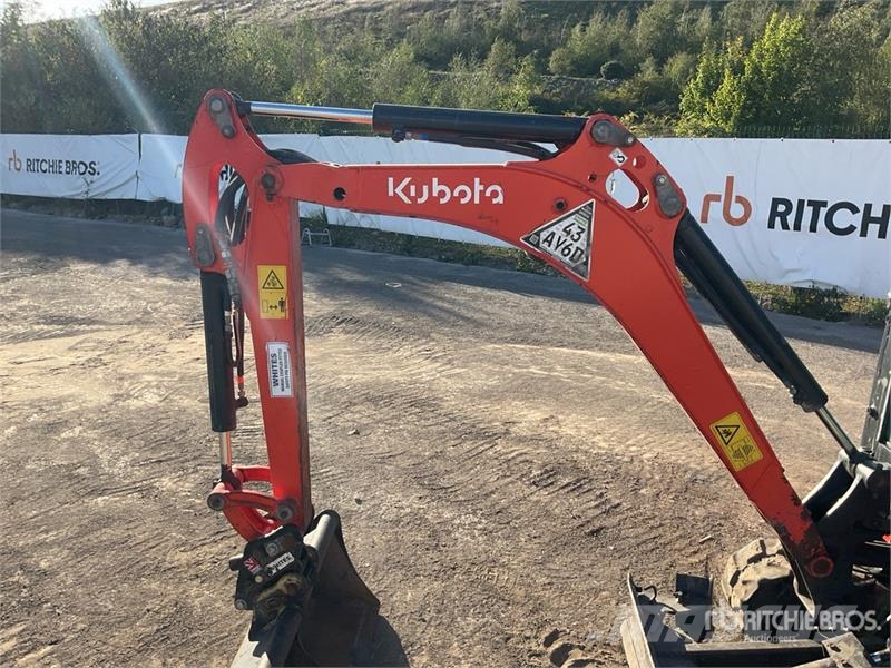 Kubota KX016-4 ミニ油圧ショベル 7t以下(ミニユンボ・ミニディガー)