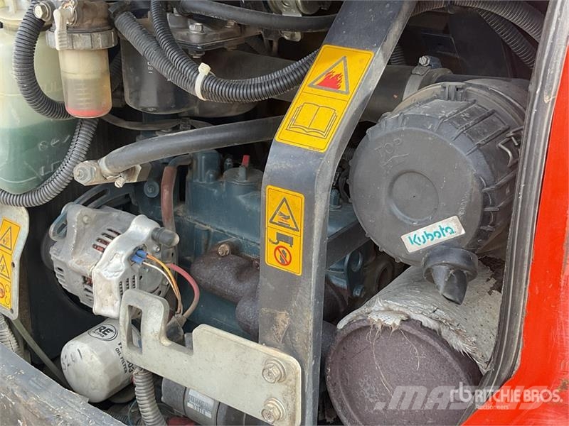 Kubota KX016-4 Miniekskavaatorid < 7 t