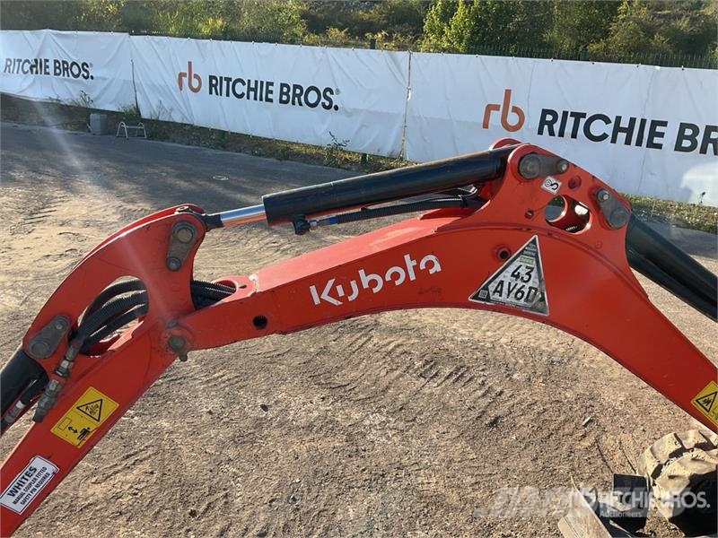 Kubota KX016-4 ミニ油圧ショベル 7t以下(ミニユンボ・ミニディガー)
