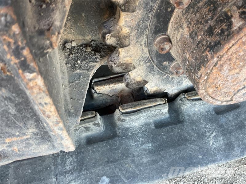 Kubota KX016-4 ミニ油圧ショベル 7t以下(ミニユンボ・ミニディガー)
