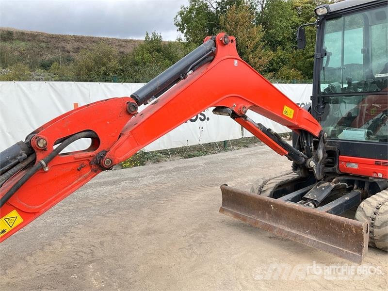 Kubota KX030-4 Mini Excavator حفارات صغيرة أقل من 7 طن (حفارات صغيرة)