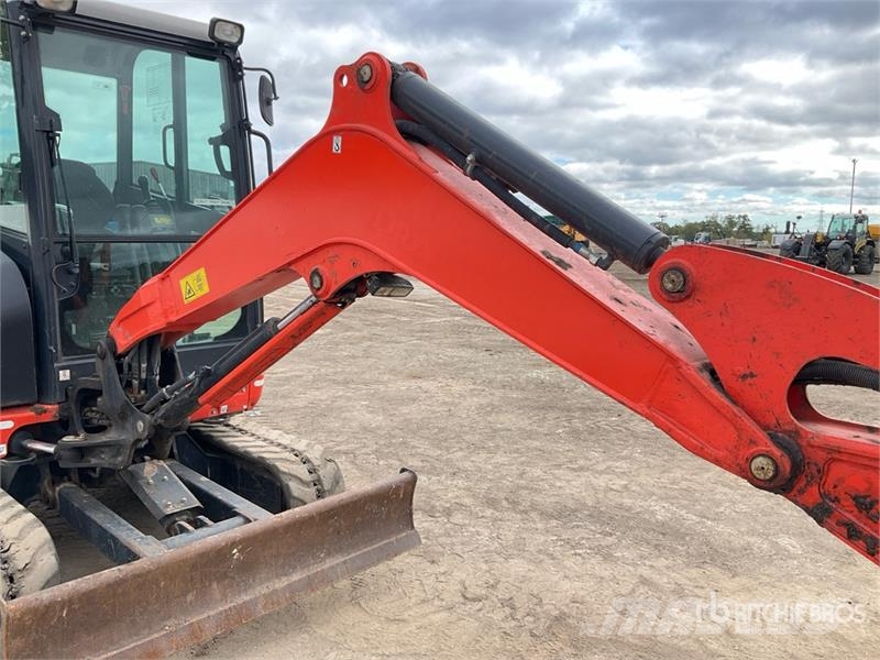 Kubota KX030-4 Mini Excavator حفارات صغيرة أقل من 7 طن (حفارات صغيرة)