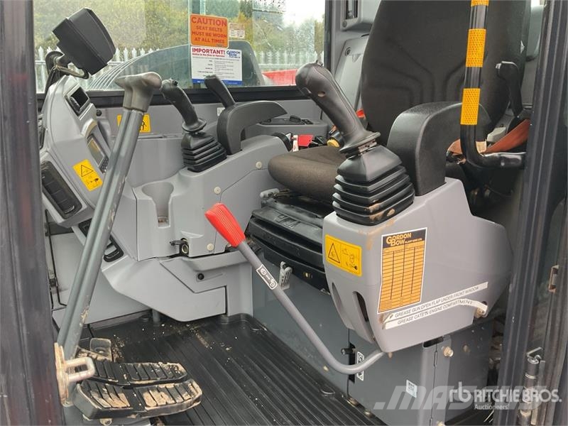 Kubota KX080-4a2 Tracked Excavator Crawler excavators
