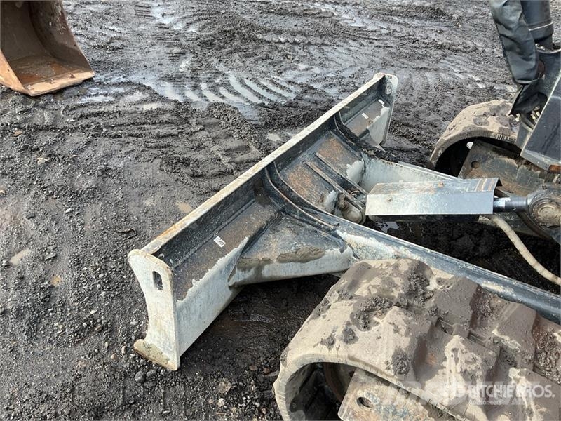 Kubota KX080-4a2 Tracked Excavator Crawler excavators