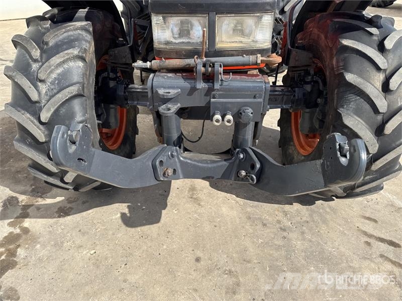 Kubota M128X 4x4 Tracteur Agricole 4WD Tractor Traktorit