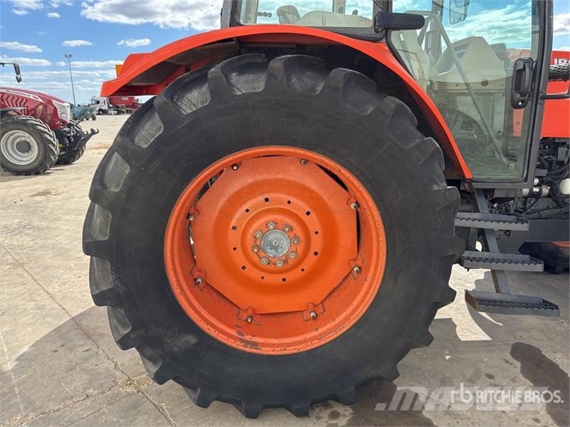 Kubota M128X Tracteur Agricole 4WD Tractor Traktorid