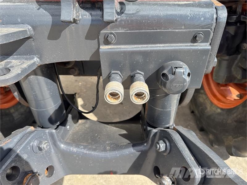 Kubota M128X Tracteur Agricole 4WD Tractor Traktorid