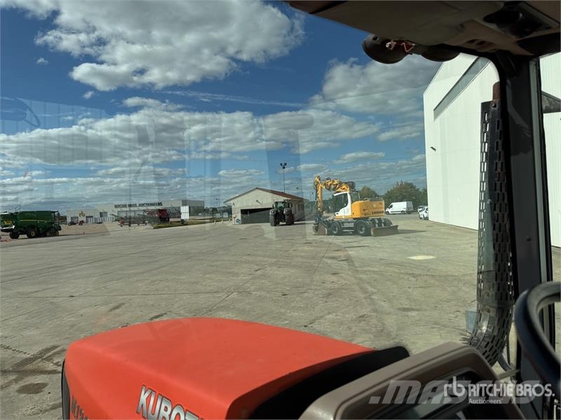 Kubota M128X Tracteur Agricole 4WD Tractor Traktorid