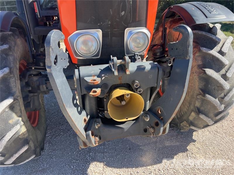 Kubota M135GX-S 4x4 Tracteur Agricole 4WD Tractor Traktorit