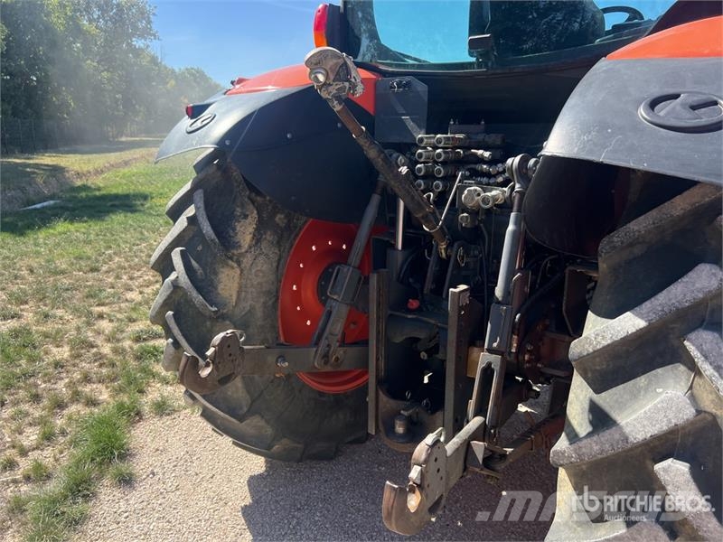 Kubota M135GX-S Tracteur Agricole 4x4 4WD Tractor الجرارات