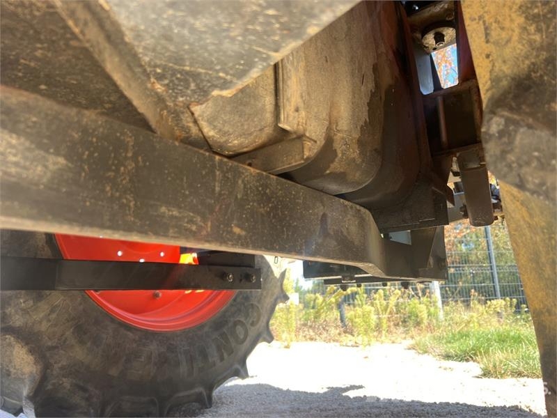 Kubota M135GX-S Tracteur Agricole 4x4 4WD Tractor الجرارات