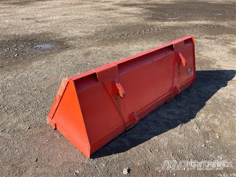 Kubota M1811E 1800 mm General Purpose Front Loader Bucket Buckets