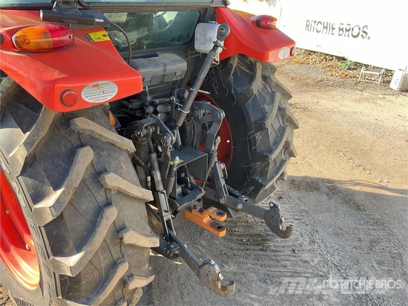 Kubota M4062 4WD Utility Tractor Kompaktní traktory
