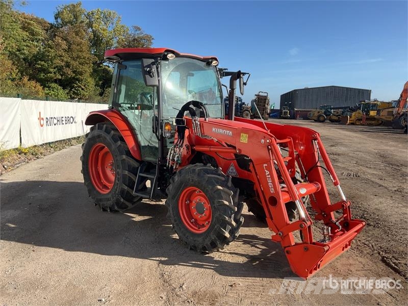 Kubota M4062 4WD Utility Tractor Kompaktní traktory