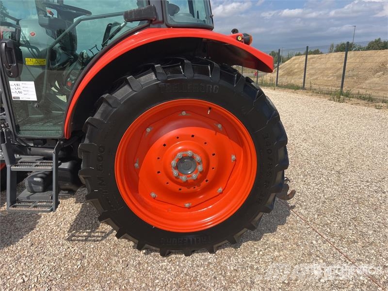 Kubota M5091 الجرارات